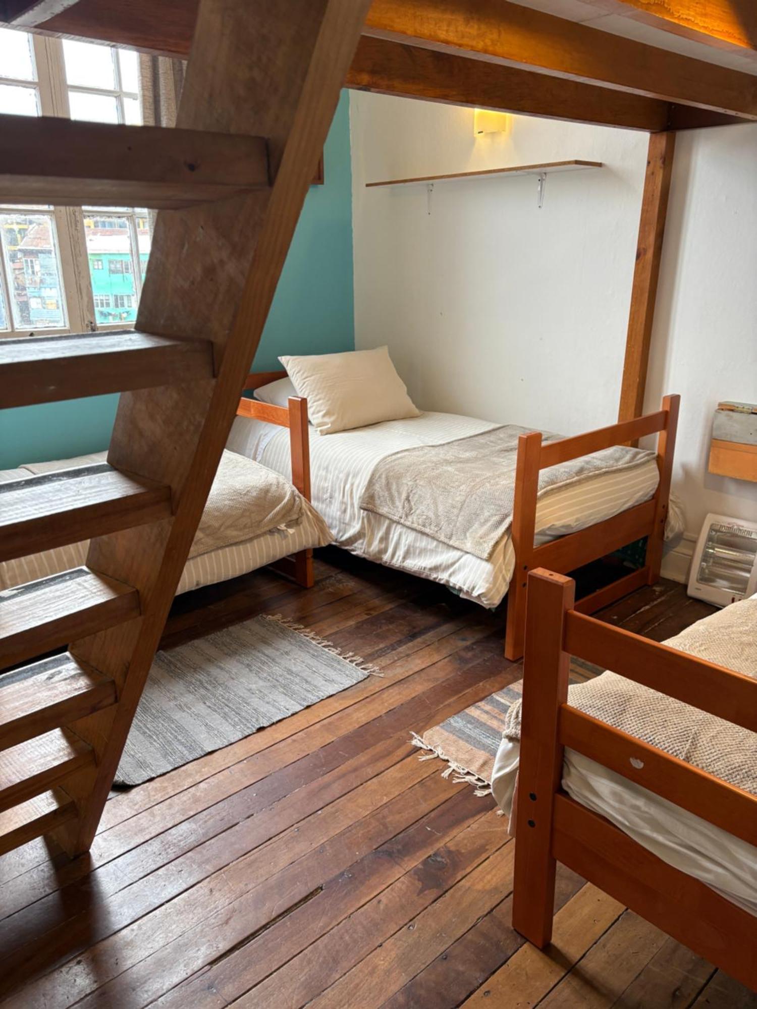 Bbcasita Yellow Bed & Breakfast Valparaíso