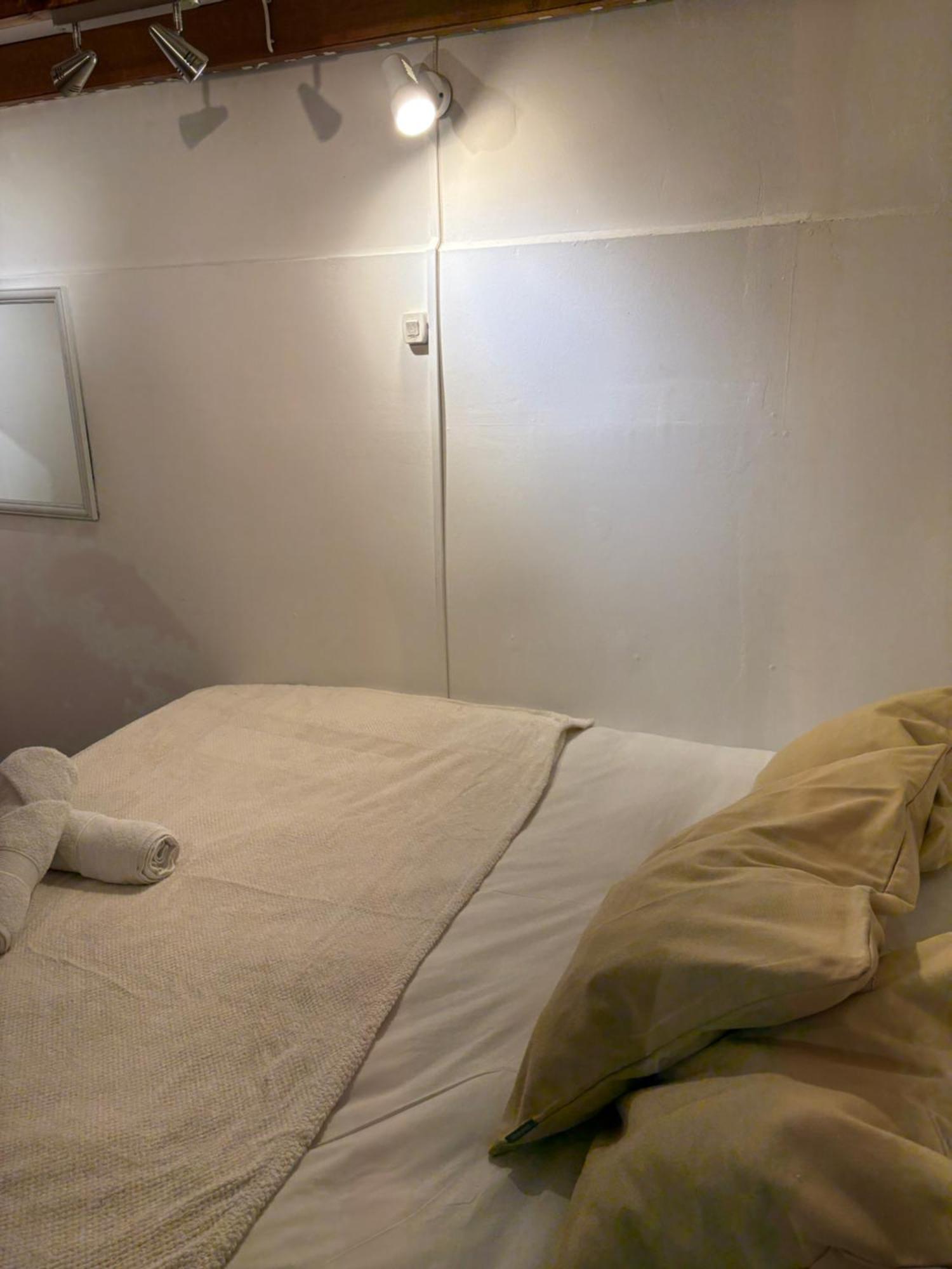 Bbcasita Yellow Bed & Breakfast